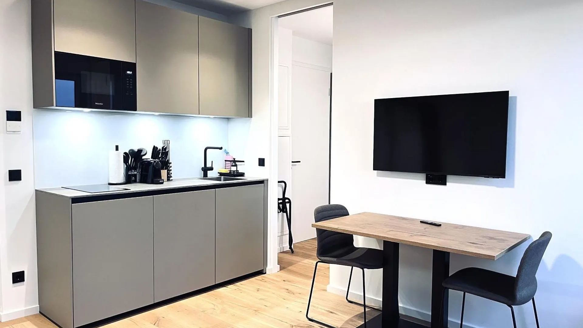 Guest house Mikes Apartments Munich
