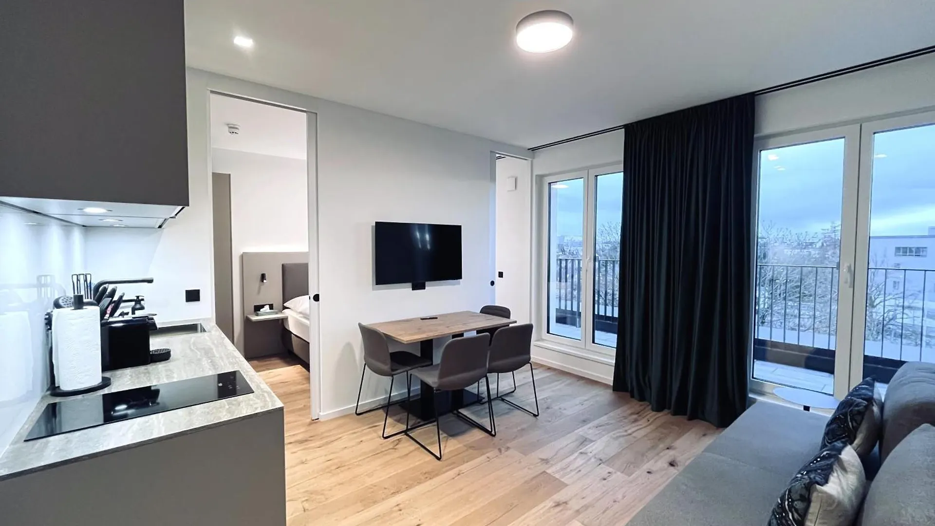 Mikes Apartments Munich 0*,
